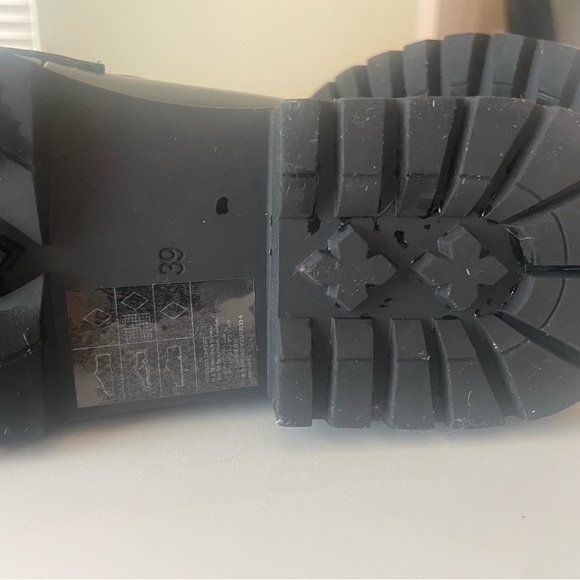 Chunky black loafers from H&M - Picture 5 of 7